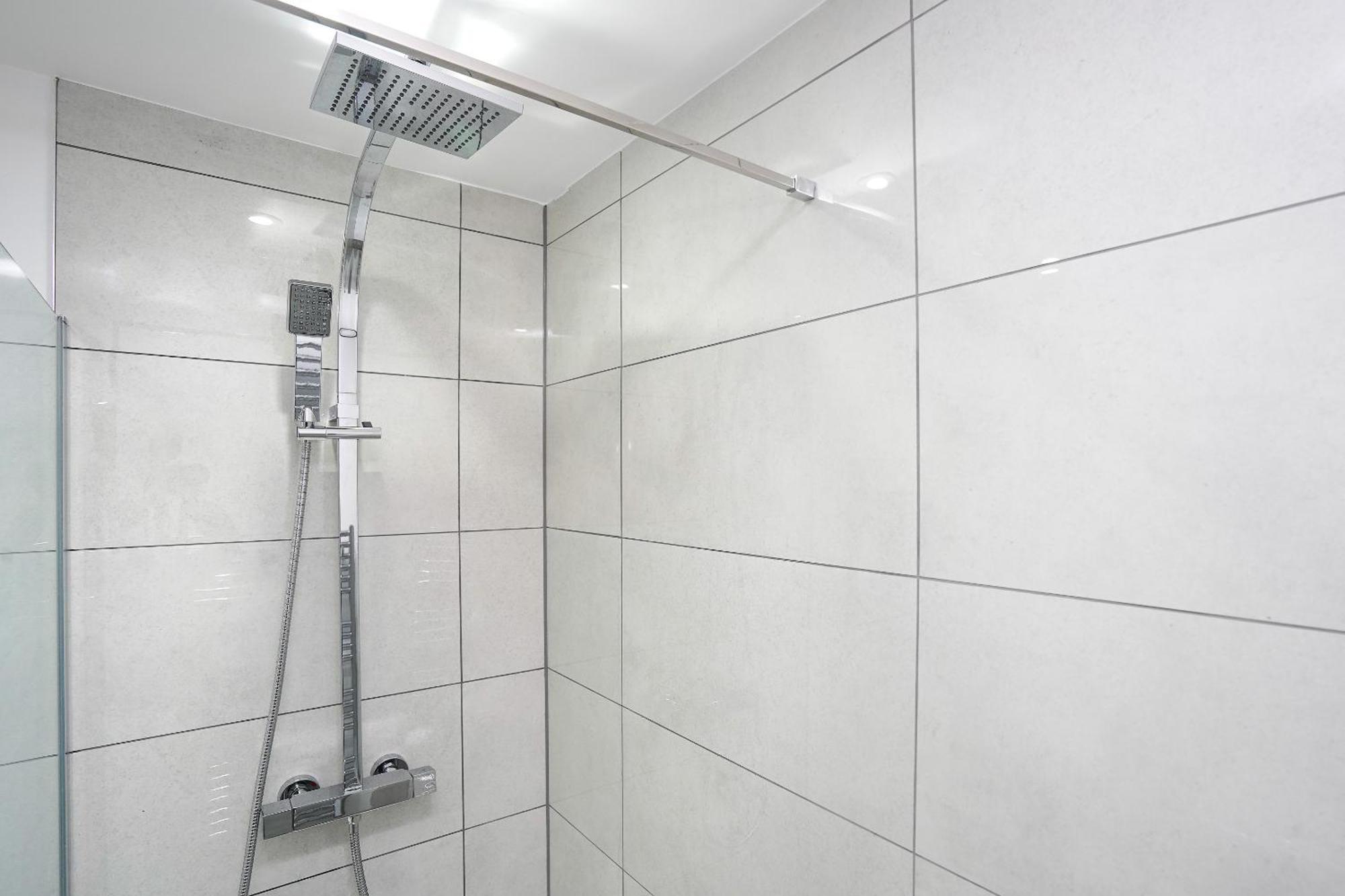 Lucas Apartment Sudbury  Bagian luar foto